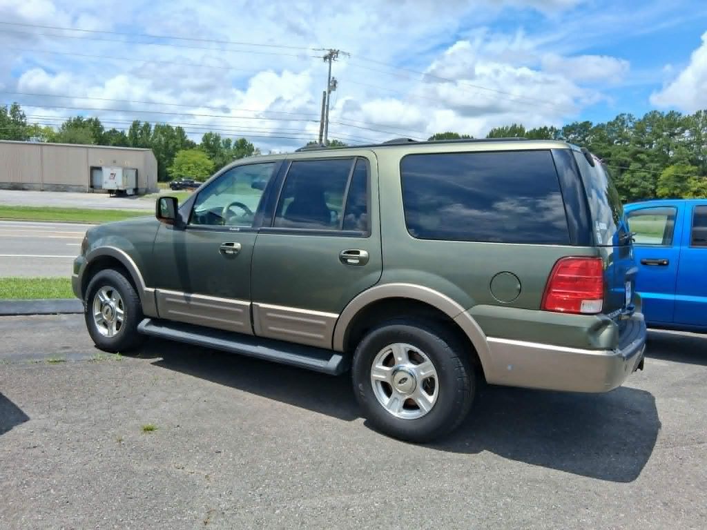 Photo 2 of this FORD EXPEDITION