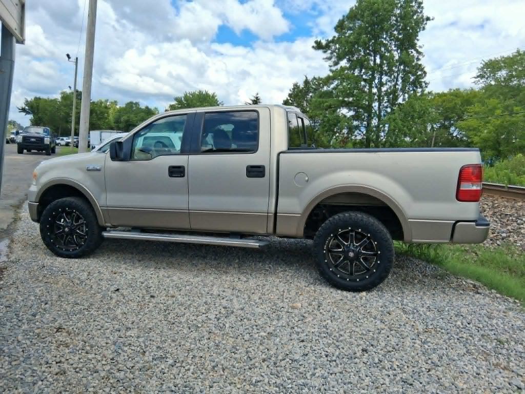 Photo 2 of this FORD F150