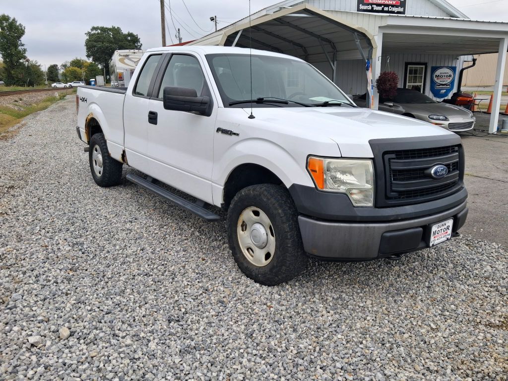 Photo 3 of this FORD F150