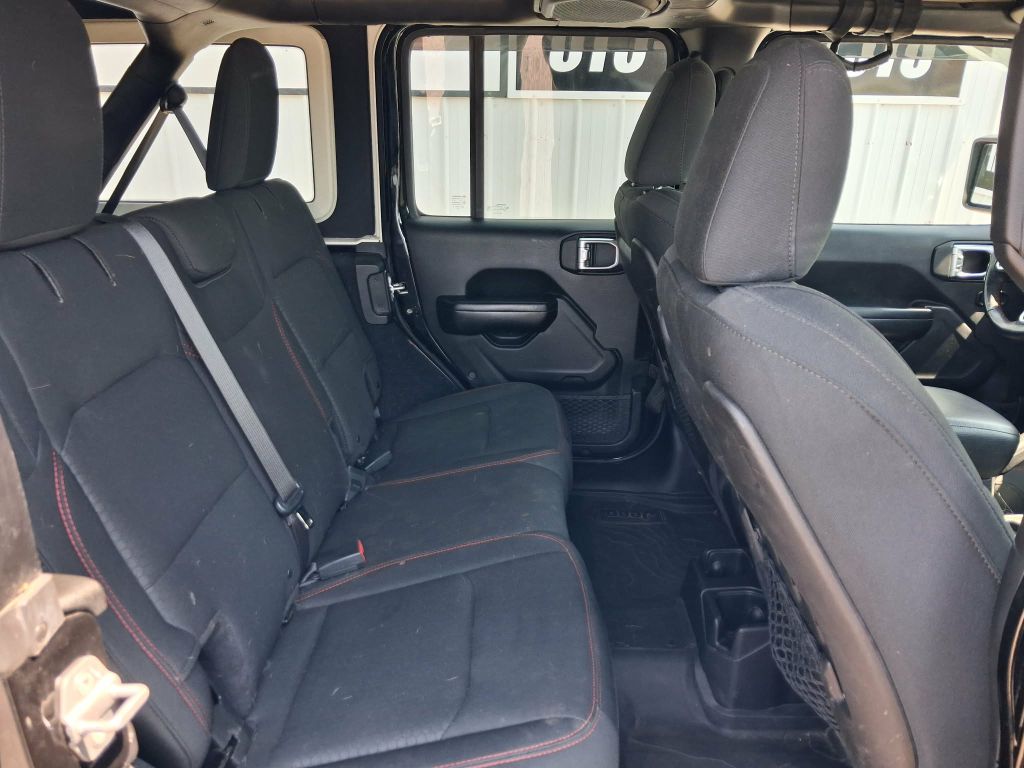Photo 11 of this JEEP WRANGLER UNLIMI