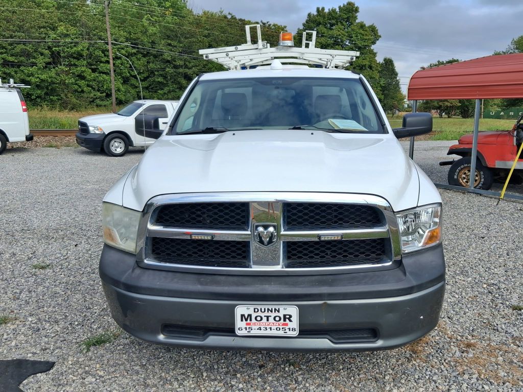 Photo 2 of this DODGE RAM 1500