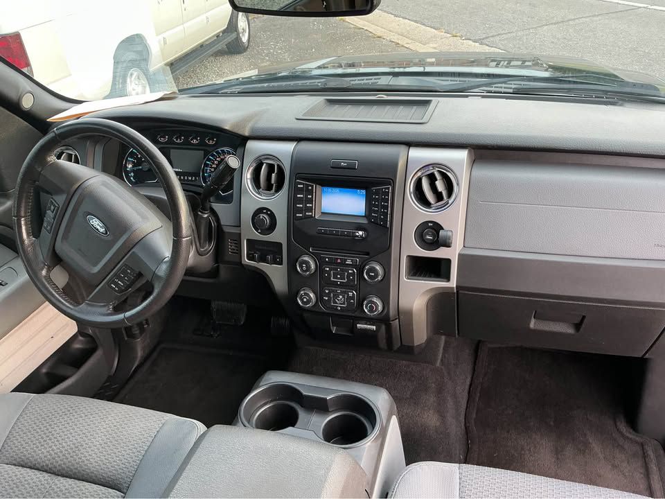Photo 8 of this FORD F150
