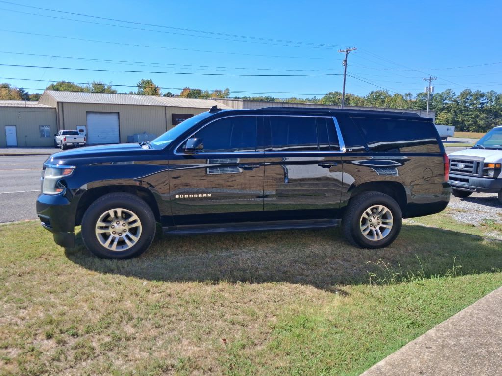 Photo 6 of this CHEVROLET SUBURBAN