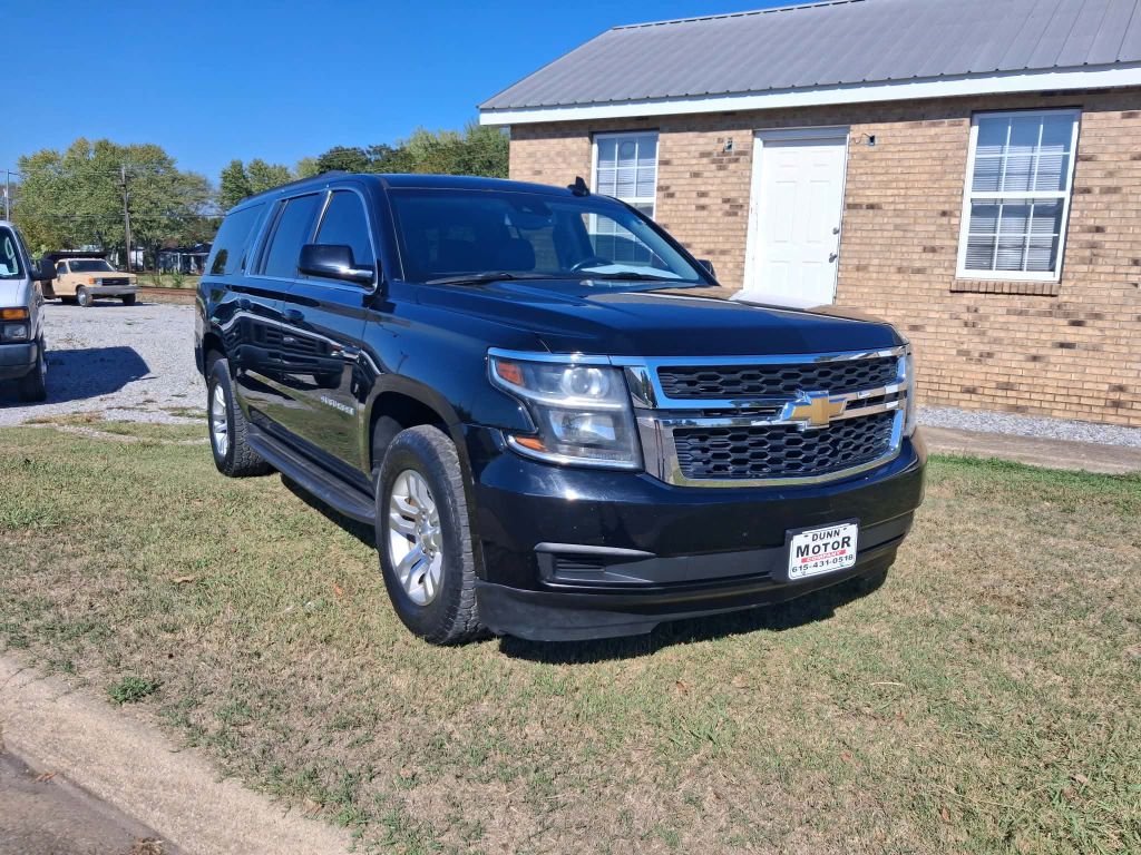 Photo 2 of this CHEVROLET SUBURBAN