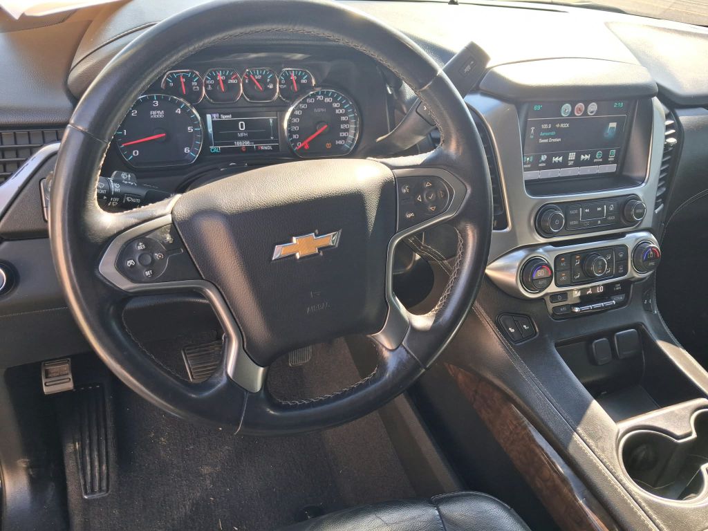Photo 10 of this CHEVROLET SUBURBAN