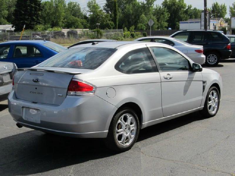 Photo 5 of this FORD FOCUS