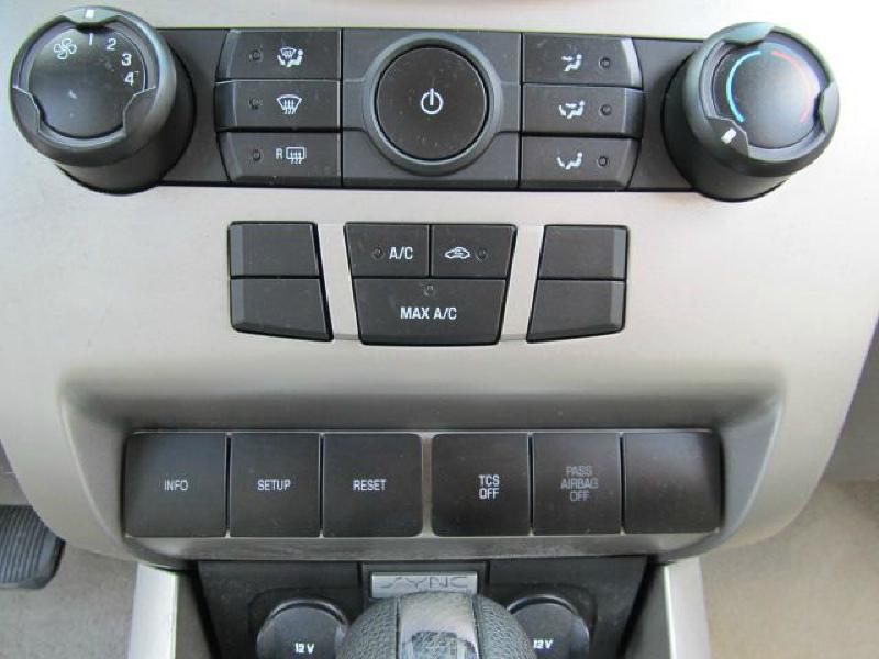 Photo 16 of this FORD FOCUS