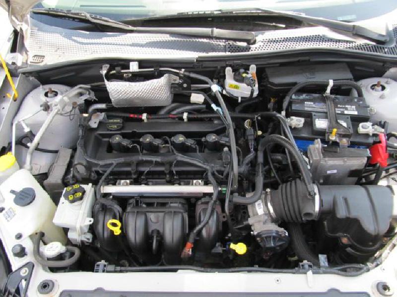 Photo 21 of this FORD FOCUS