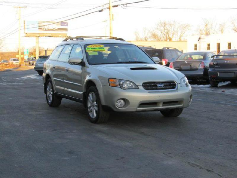 Photo 4 of this SUBARU LEGACY