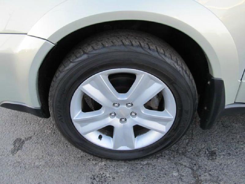 Photo 11 of this SUBARU LEGACY