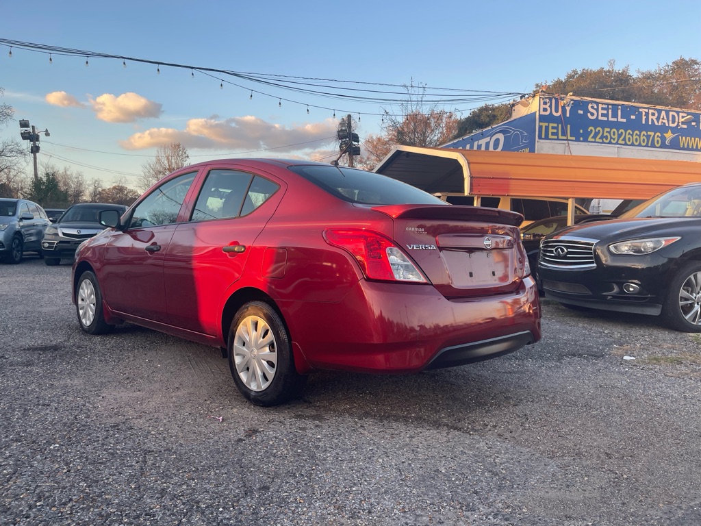 Photo 4 of this NISSAN VERSA