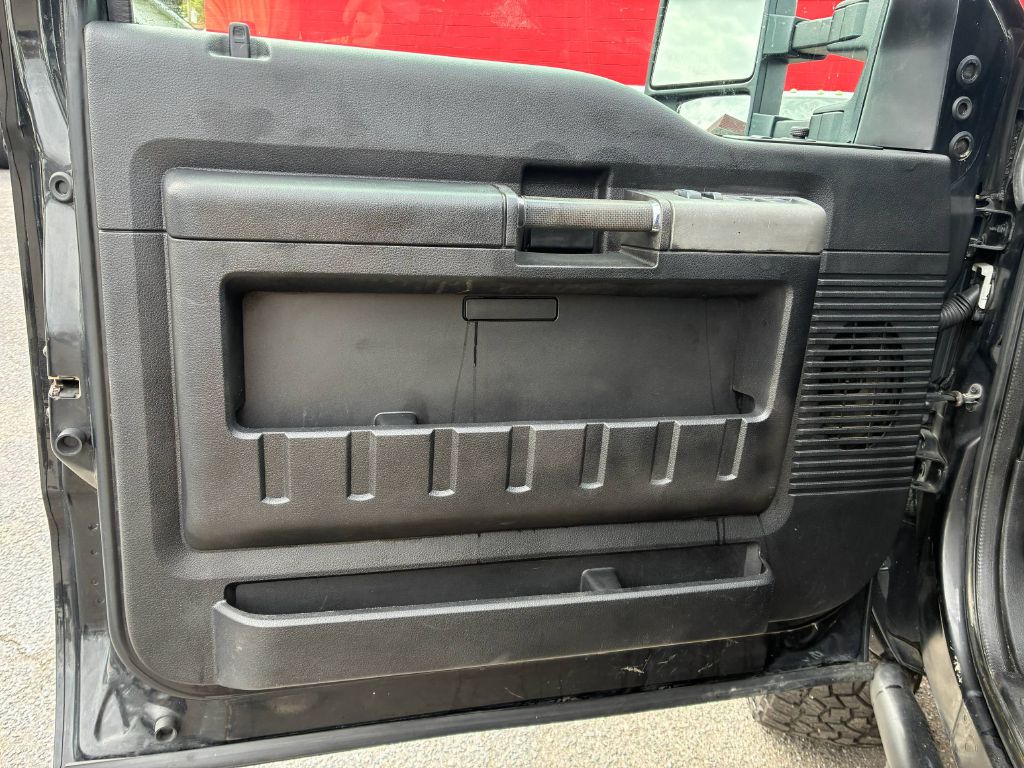 Photo 11 of this FORD F250 SUPER DUTY