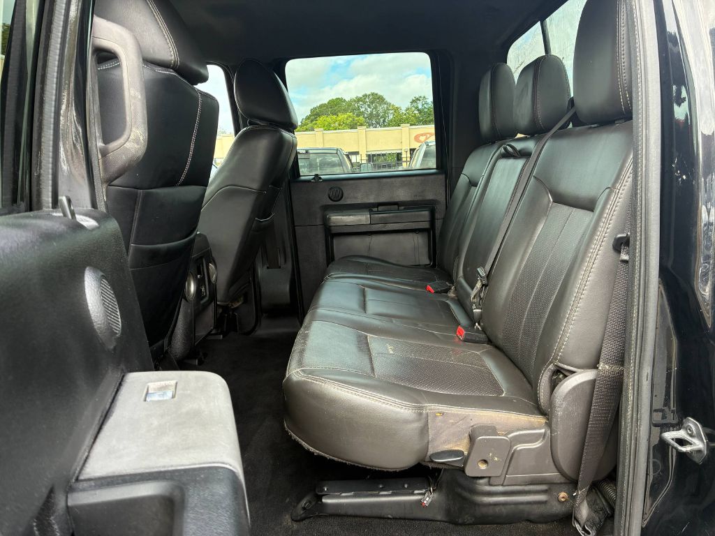 Photo 12 of this FORD F250 SUPER DUTY