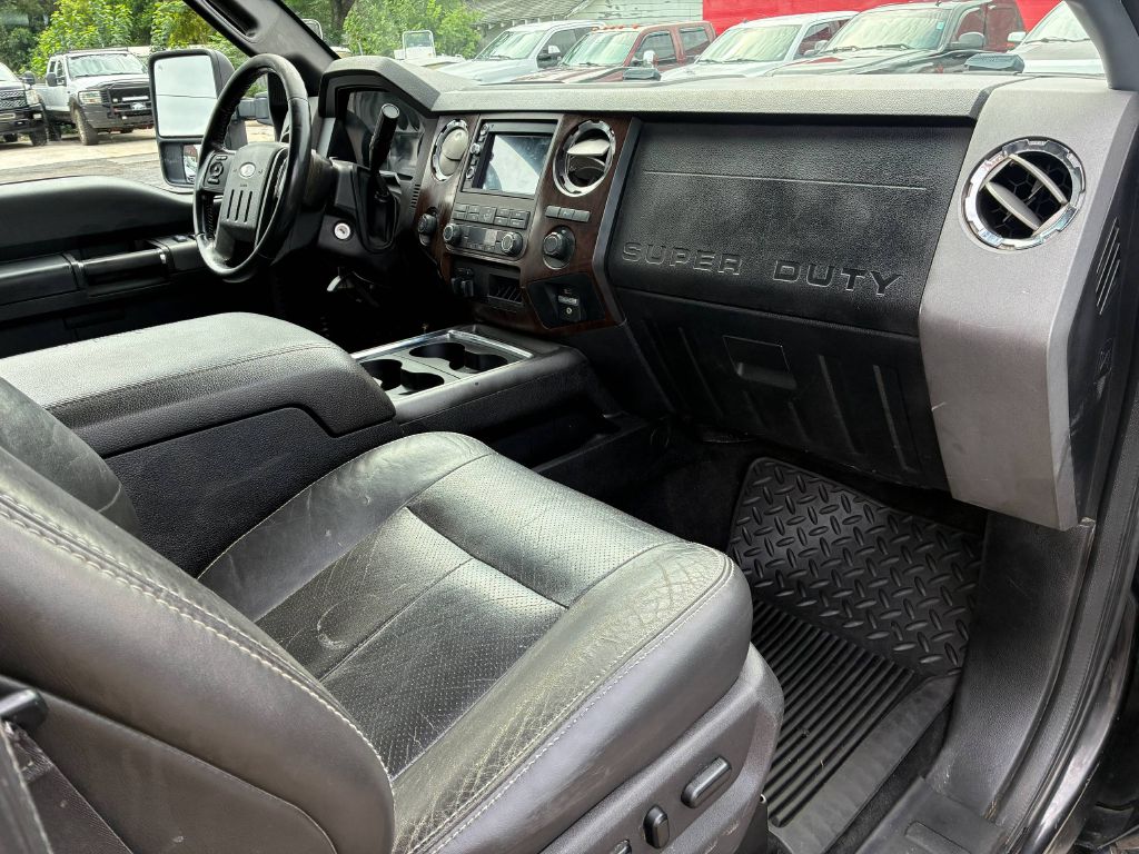 Photo 15 of this FORD F250 SUPER DUTY