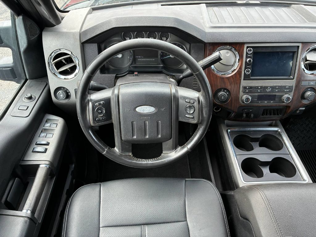 Photo 17 of this FORD F250 SUPER DUTY