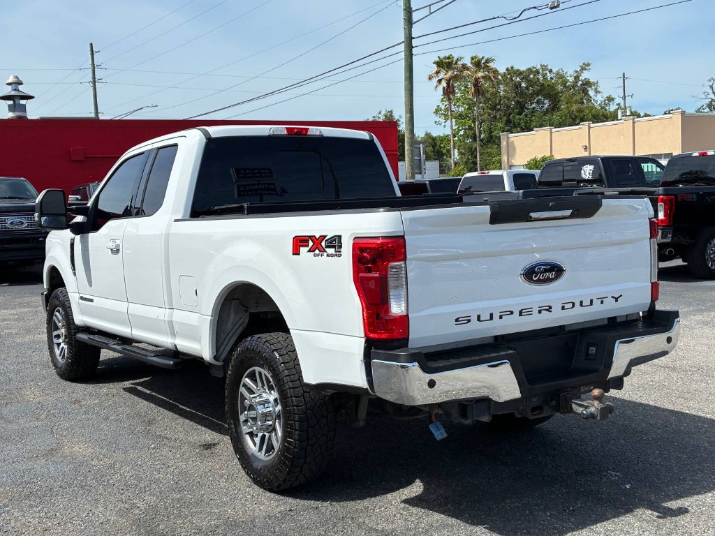 Photo 4 of this FORD F250 SUPER DUTY
