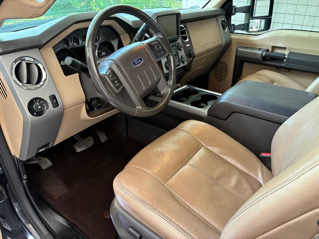 Photo 10 of this FORD F250 SUPER DUTY