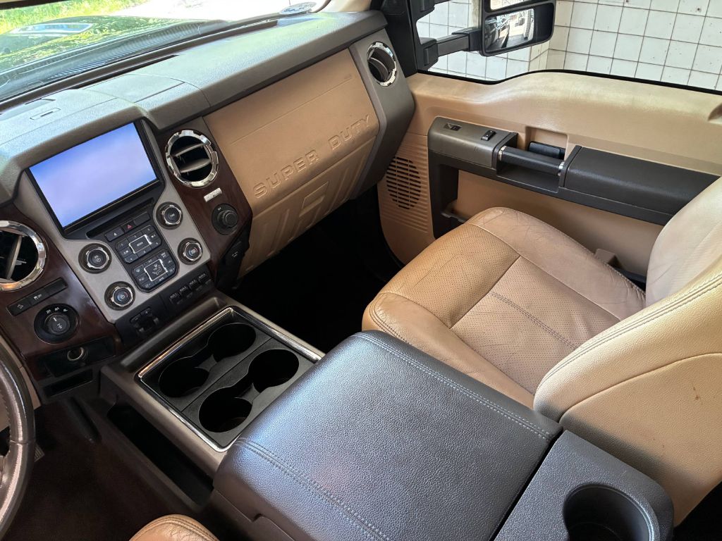 Photo 19 of this FORD F250 SUPER DUTY