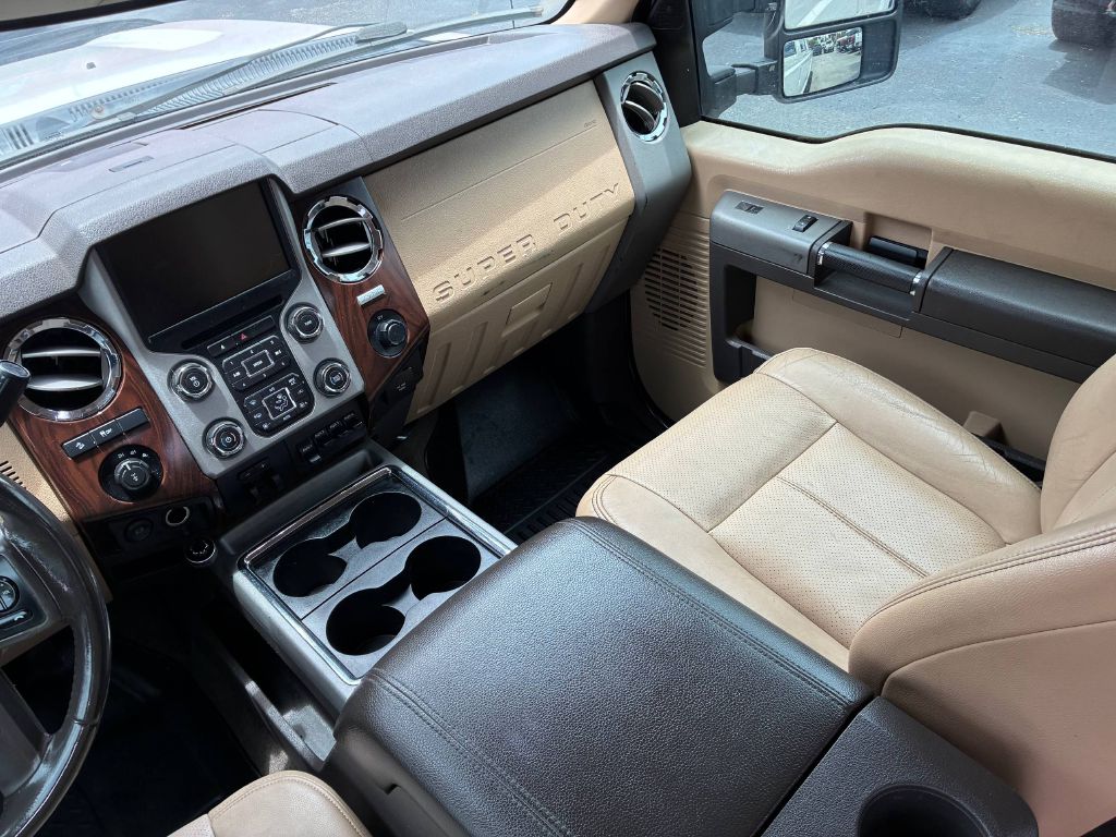 Photo 18 of this FORD F250 SUPER DUTY