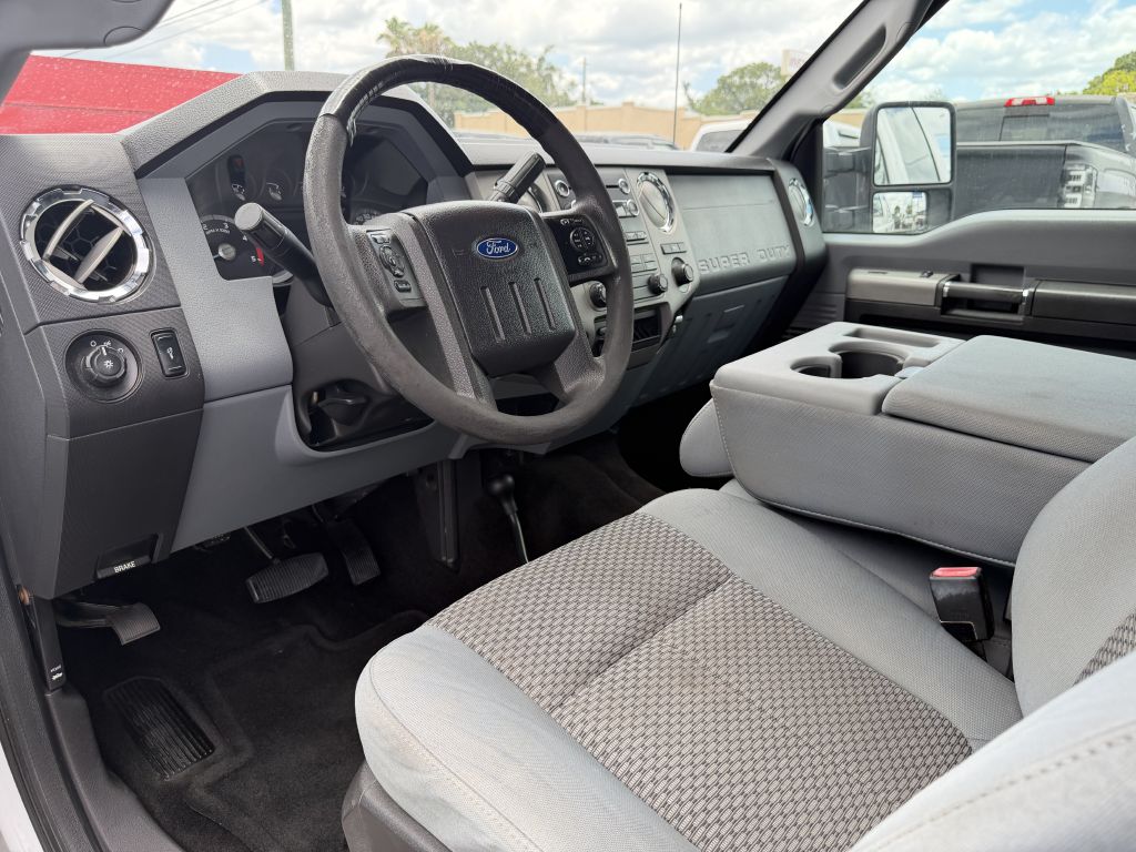 Photo 15 of this FORD F250 SUPER DUTY