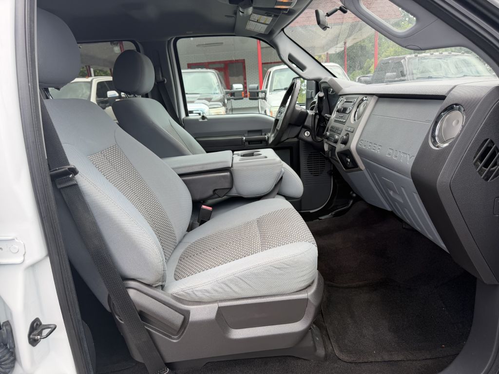 Photo 23 of this FORD F250 SUPER DUTY