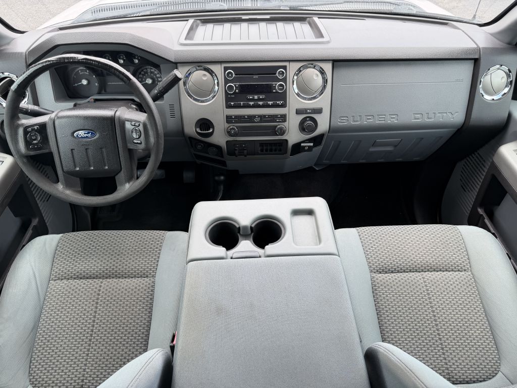 Photo 25 of this FORD F250 SUPER DUTY