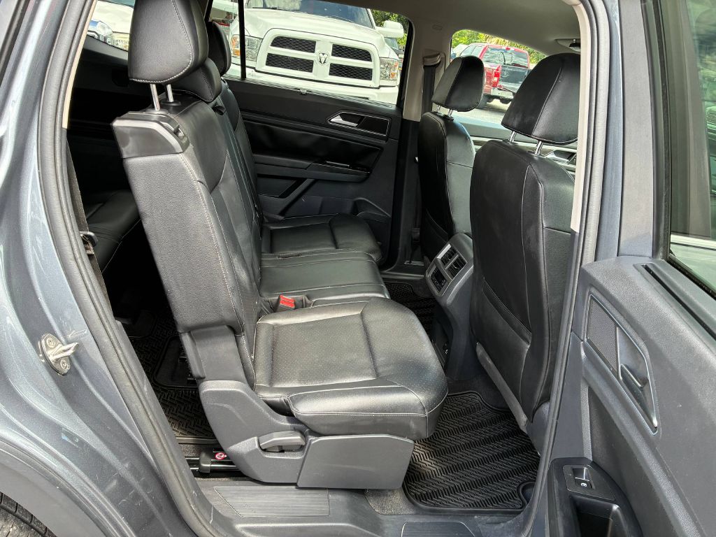 Photo 14 of this VOLKSWAGEN ATLAS