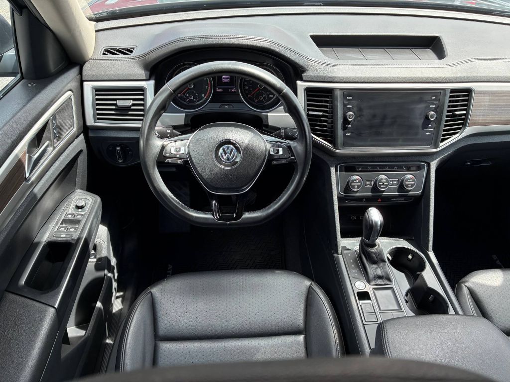 Photo 18 of this VOLKSWAGEN ATLAS