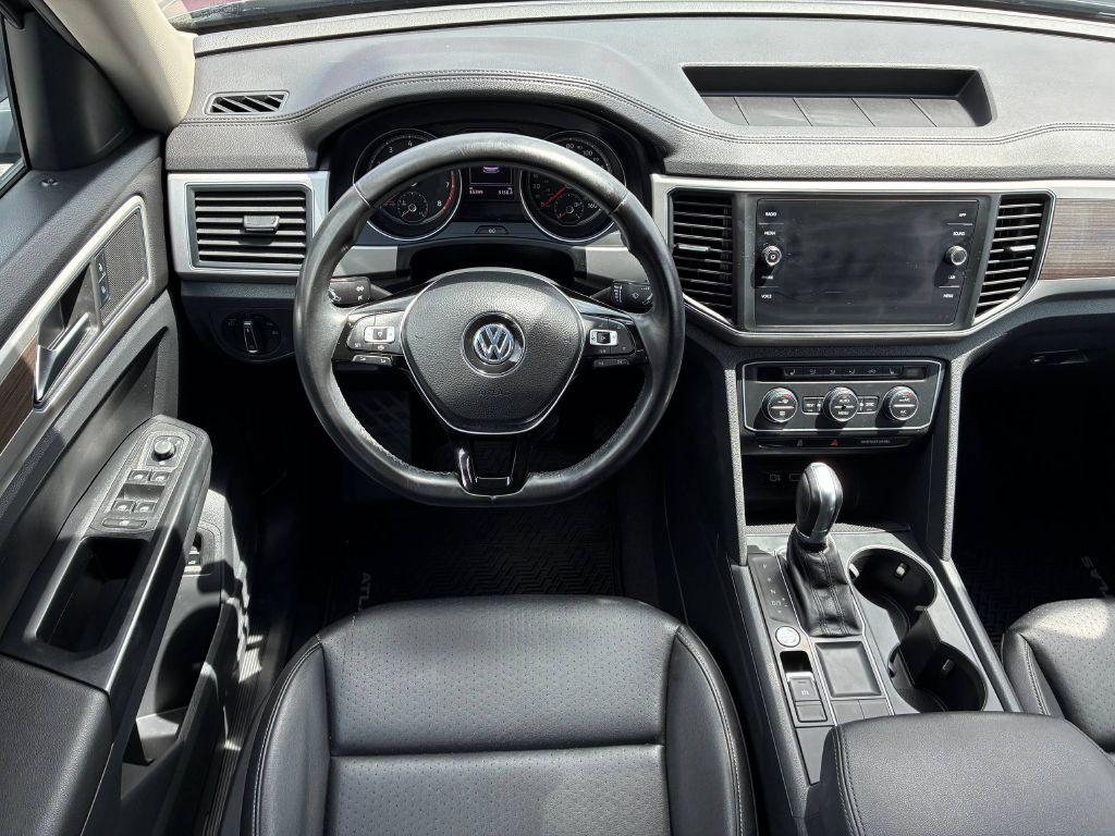 Photo 19 of this VOLKSWAGEN ATLAS