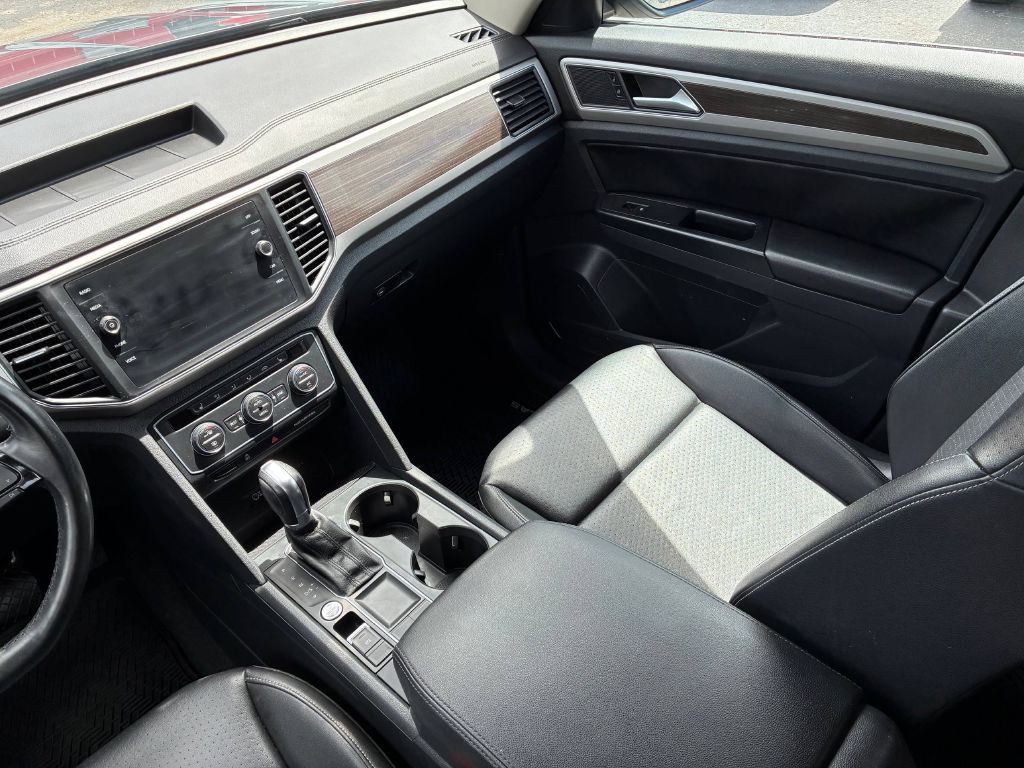 Photo 20 of this VOLKSWAGEN ATLAS