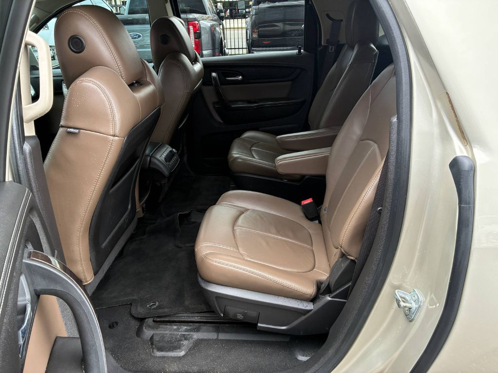 Photo 11 of this GMC ACADIA