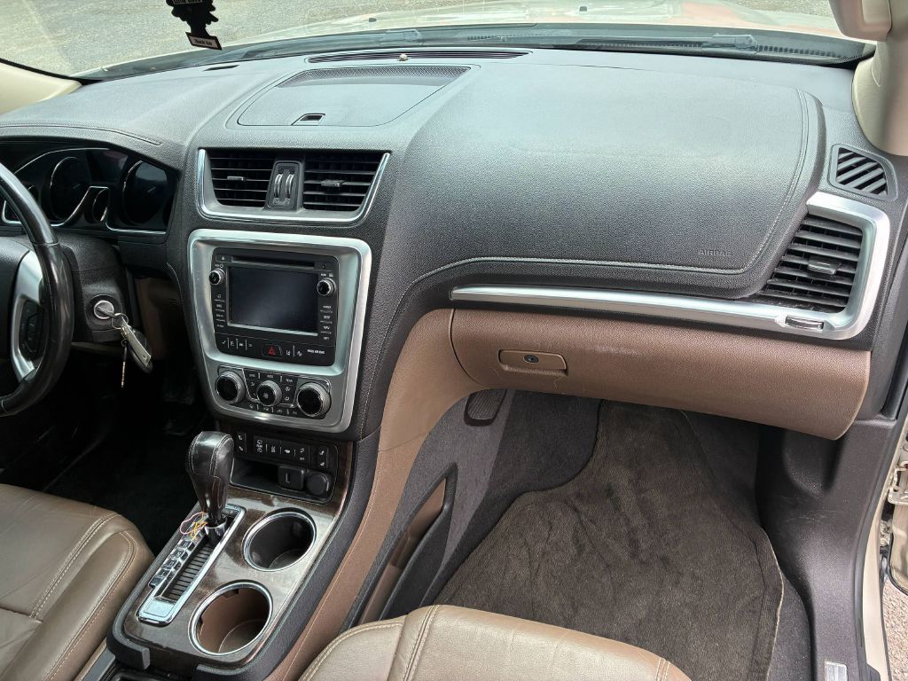 Photo 18 of this GMC ACADIA