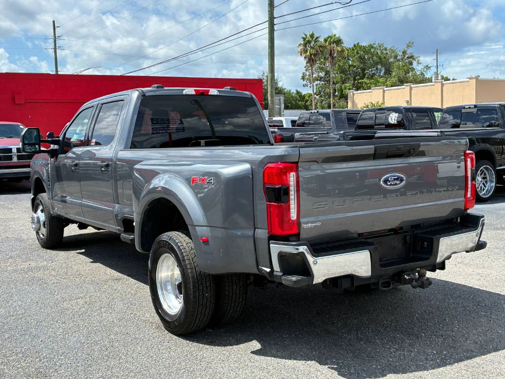 Photo 4 of this FORD F350 SUPER DUTY