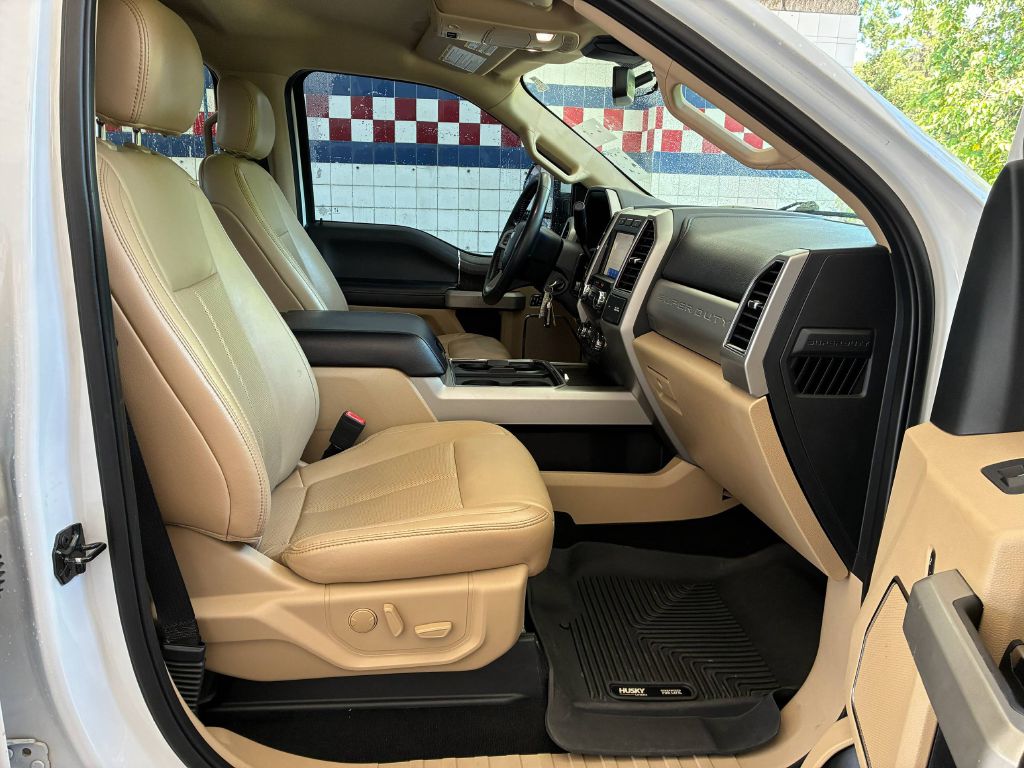 Photo 14 of this FORD F250 SUPER DUTY