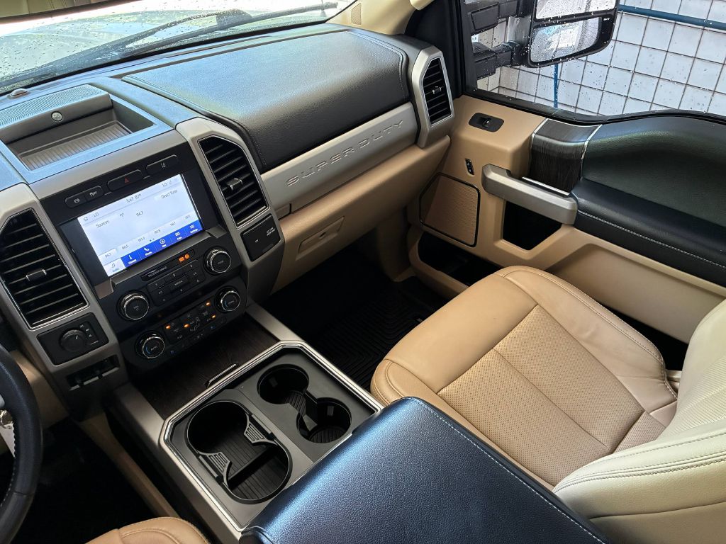 Photo 19 of this FORD F250 SUPER DUTY