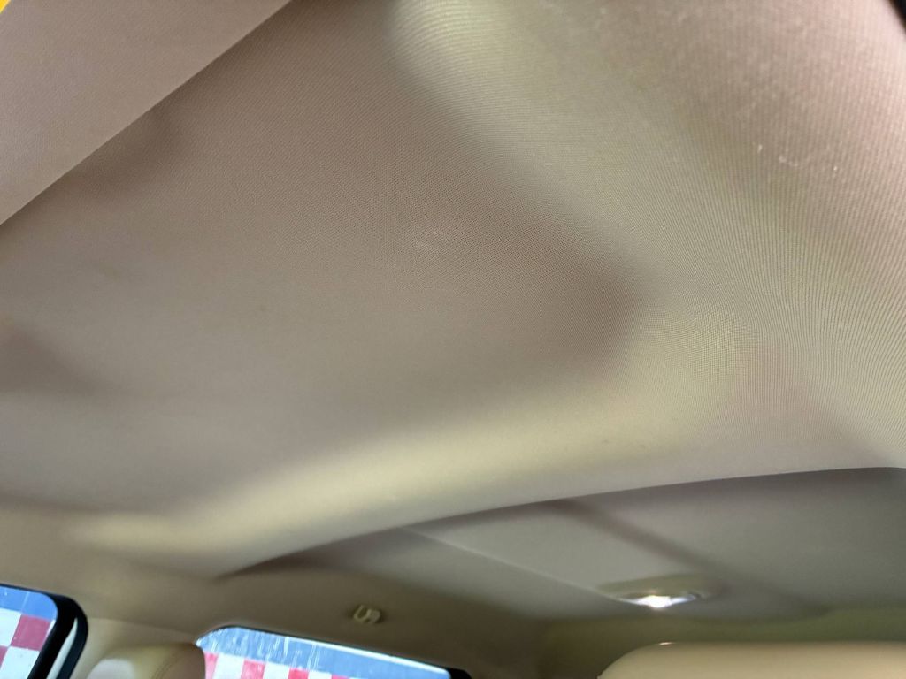 Photo 20 of this FORD F250 SUPER DUTY