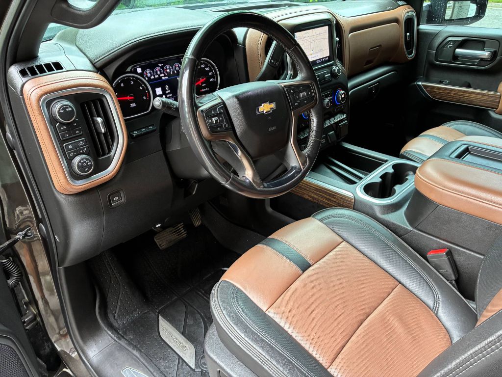 Photo 10 of this CHEVROLET SILVERADO 2500