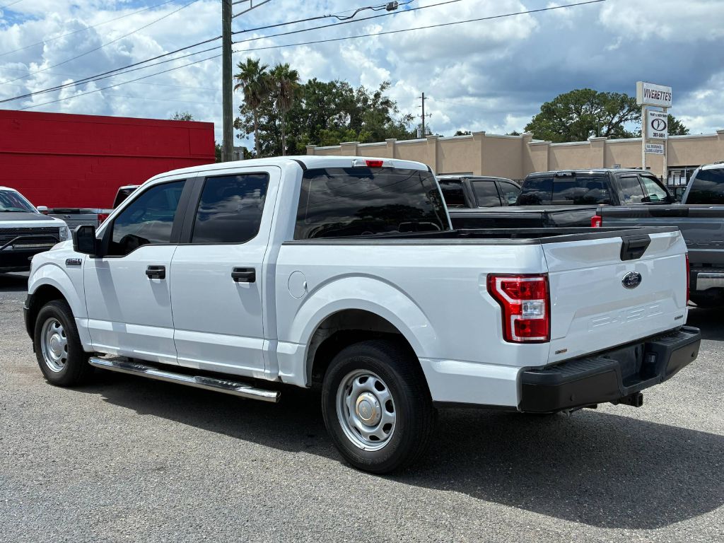 Photo 3 of this FORD F150