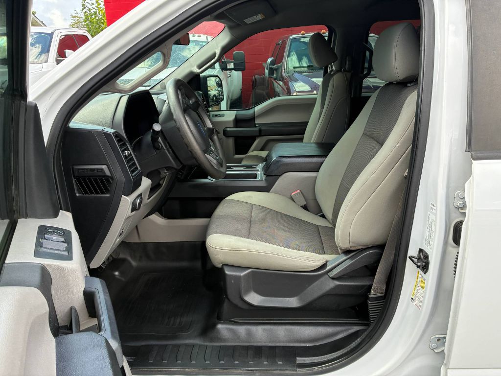 Photo 9 of this FORD F150