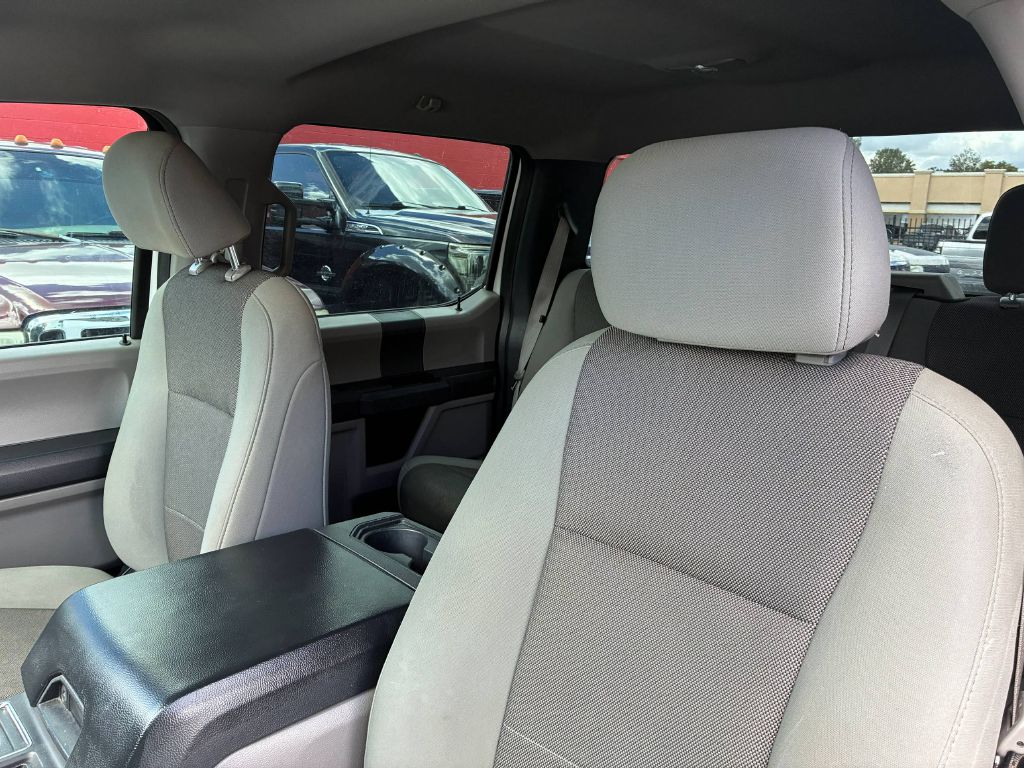 Photo 13 of this FORD F150