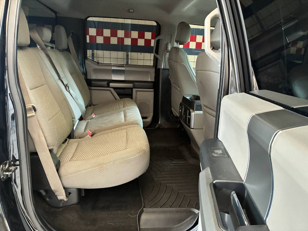 Photo 15 of this FORD F250 SUPER DUTY