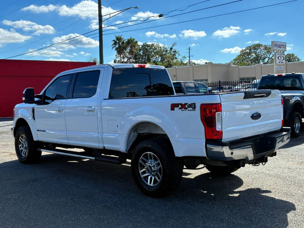 Photo 3 of this FORD F250 SUPER DUTY