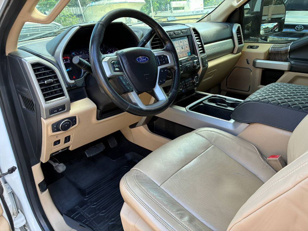 Photo 10 of this FORD F250 SUPER DUTY