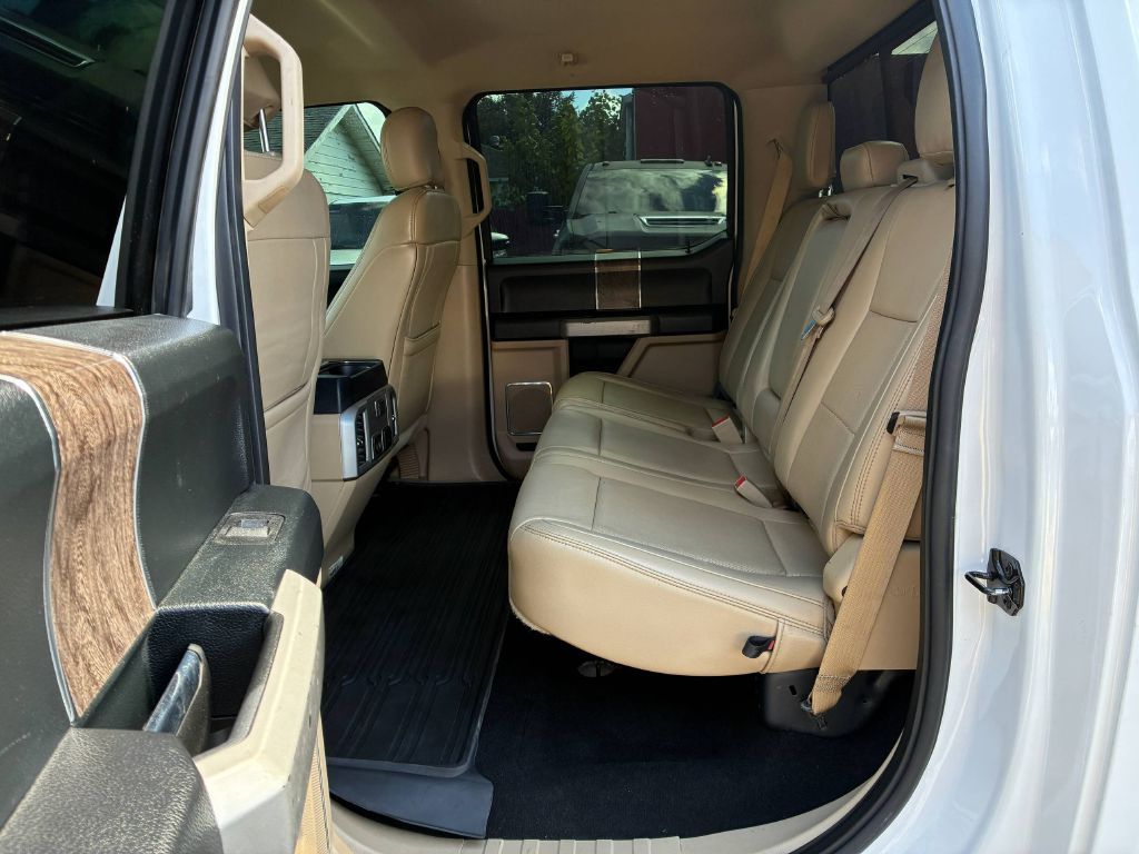 Photo 13 of this FORD F250 SUPER DUTY