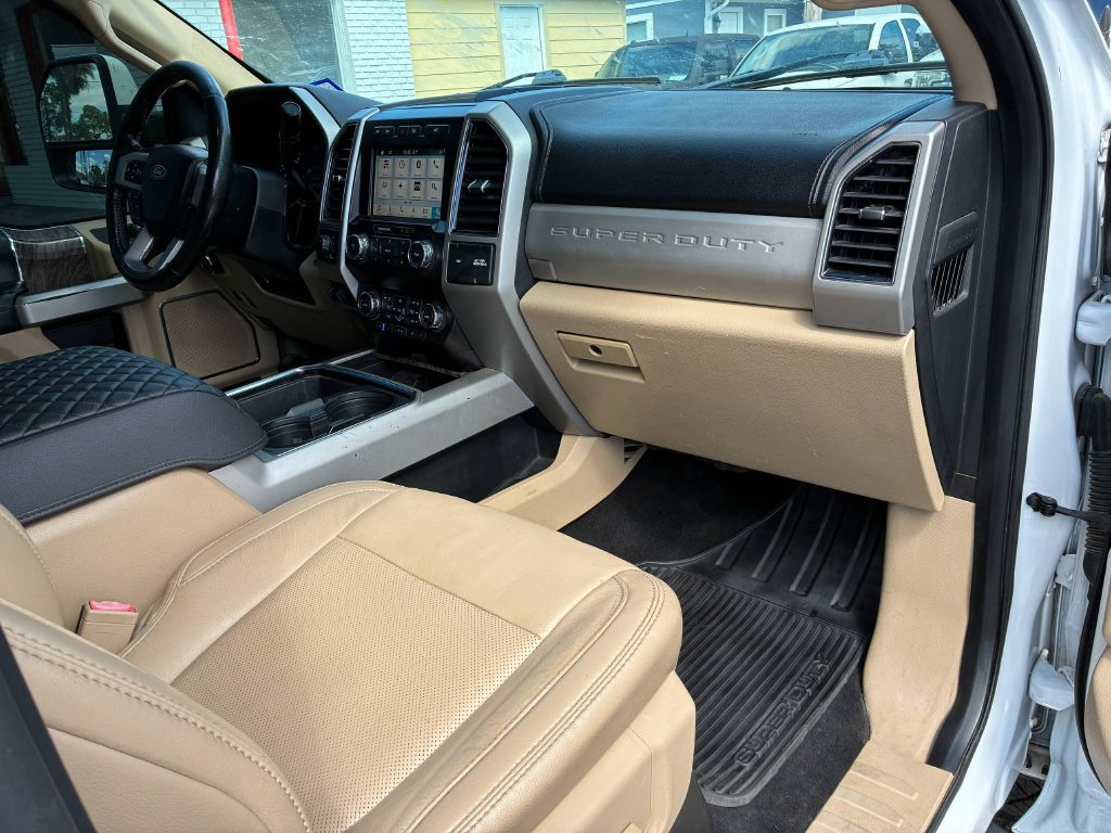 Photo 16 of this FORD F250 SUPER DUTY