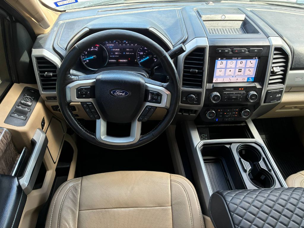 Photo 18 of this FORD F250 SUPER DUTY
