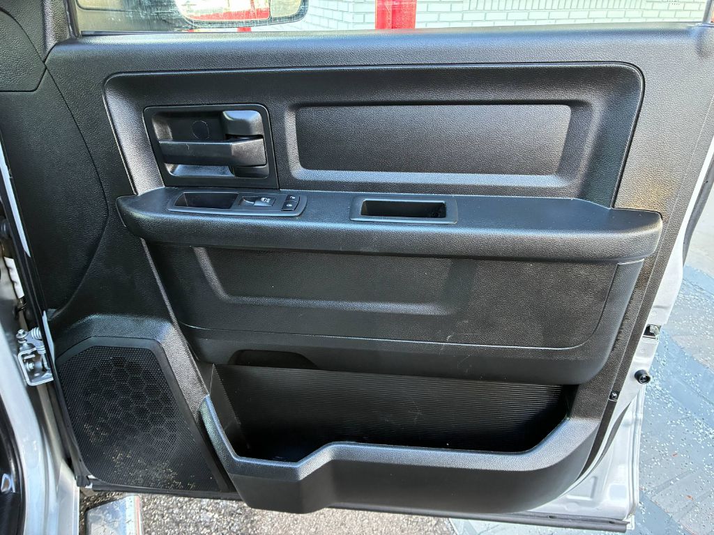 Photo 17 of this RAM 3500