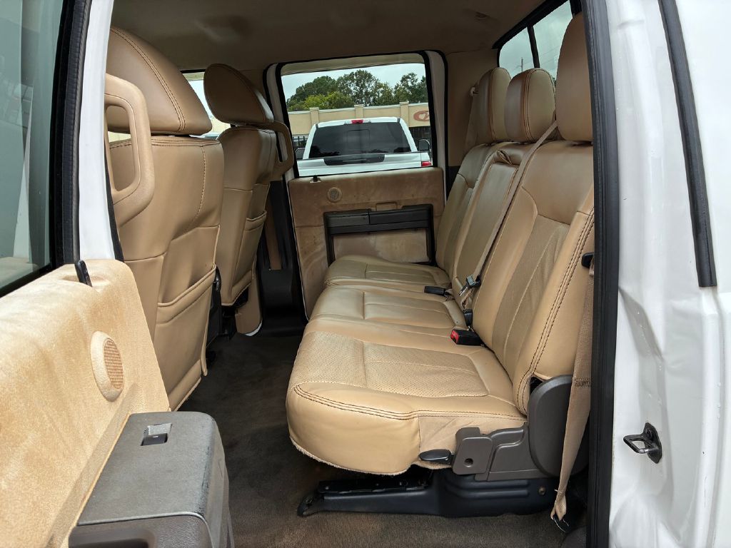 Photo 12 of this FORD F350 SUPER DUTY