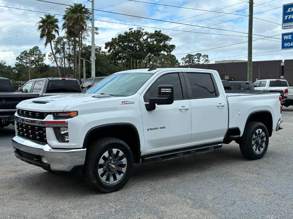 Photo 2 of this CHEVROLET SILVERADO 2500