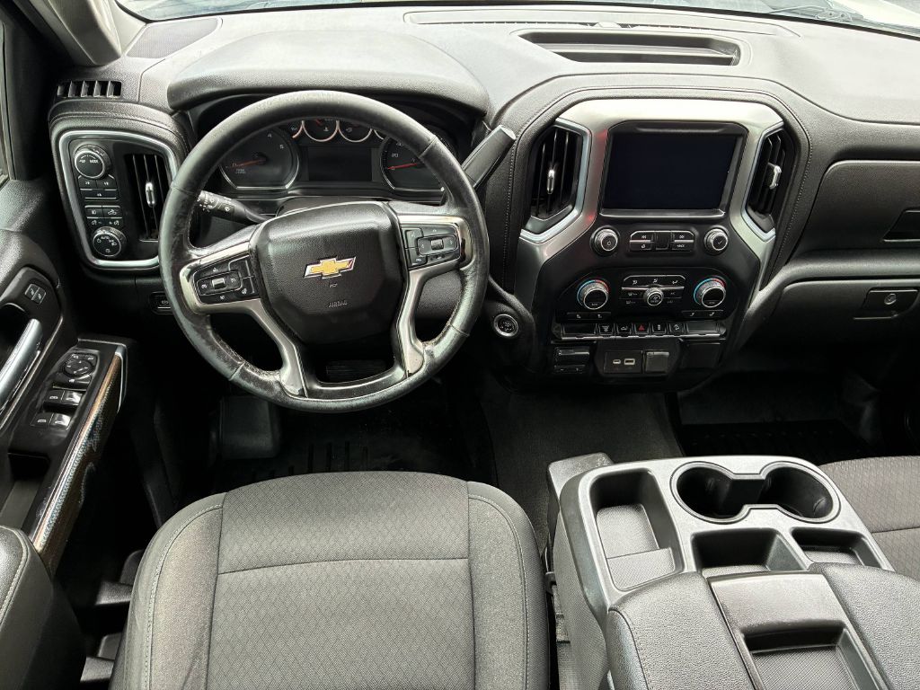 Photo 18 of this CHEVROLET SILVERADO 2500